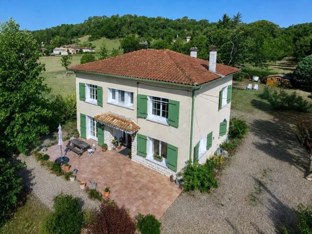 Maison 6 pièces 151 m²
