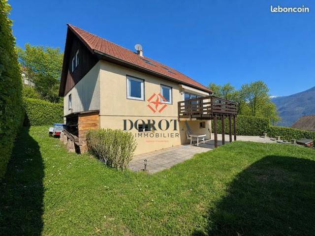 Maison 6 pièces 151 m²