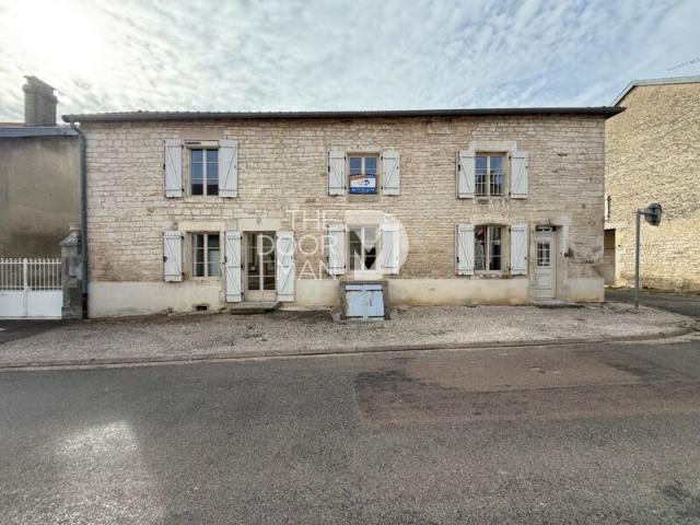 Maison 6 pièces 151 m²