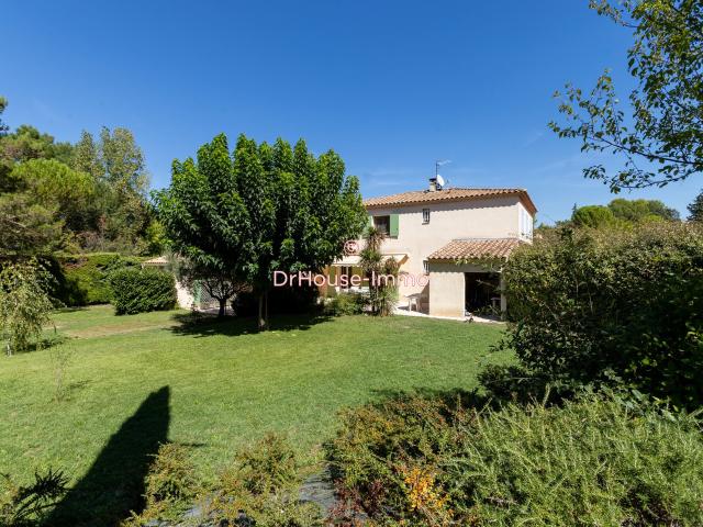 Maison 6 pièces 153 m²