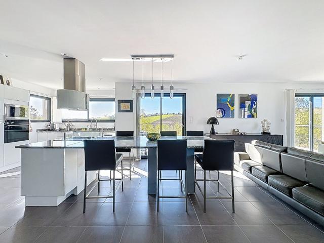 Maison 6 pièces 153 m²