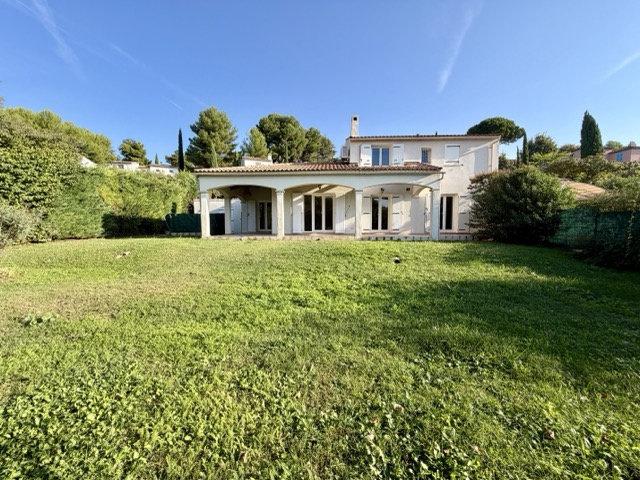 Maison 6 pièces 153 m²