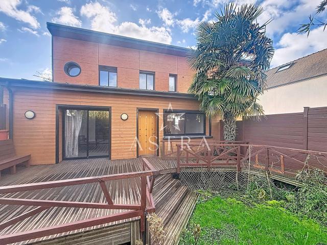Maison 6 pièces 153 m²