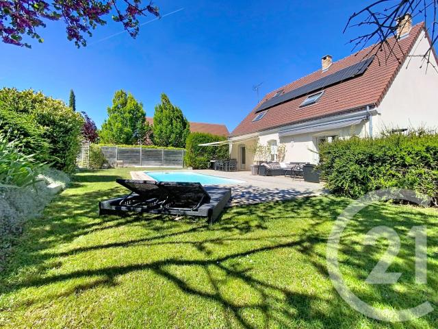 Maison 6 pièces 151 m²