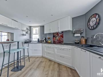 Maison 6 pièces 164 m²