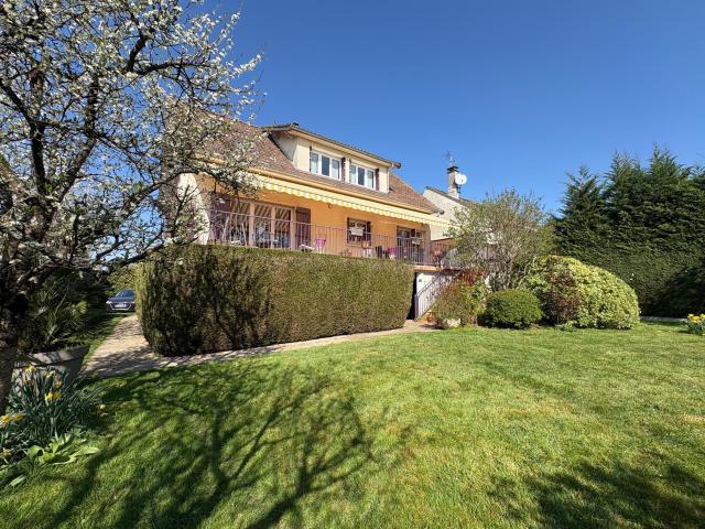 Maison 6 pièces 180 m²