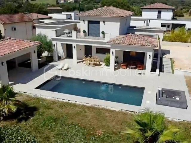 Maison 6 pièces 164 m²