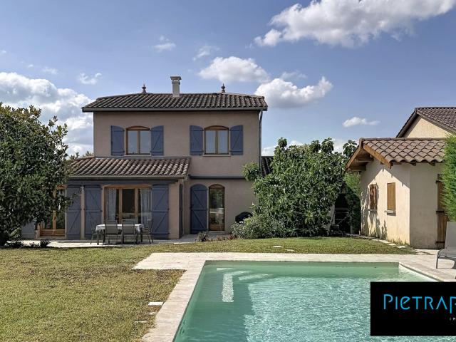 Maison 6 pièces 164 m²