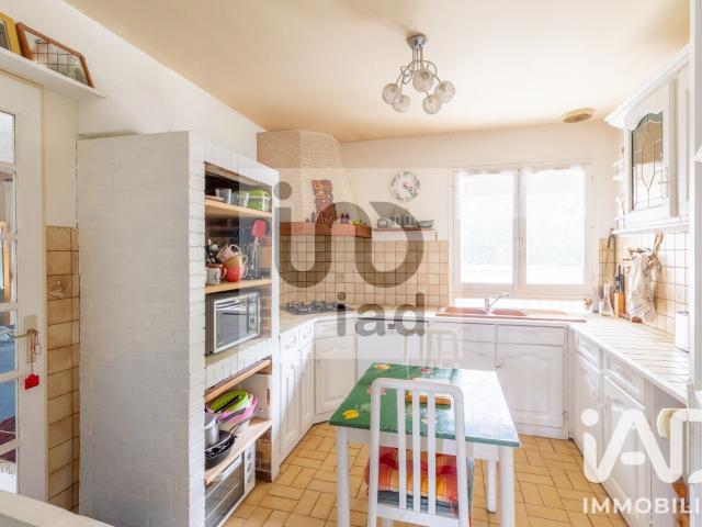 Maison 6 pièces, 164 m² à louer à Le Pecq 78230