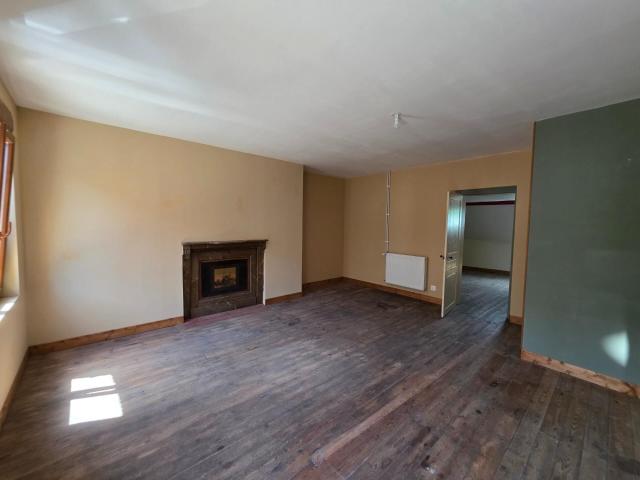 Maison 6 pièces, 164 m² à louer à Rozoy sur Serre 02360