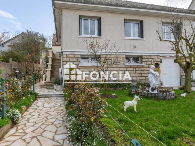 Maison 6 pièces 165 m²