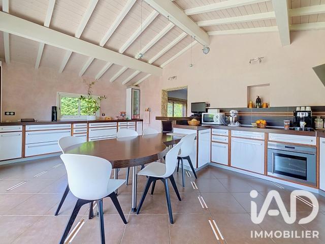 Maison 6 pièces 165 m²
