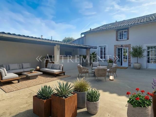Maison 6 pièces 165 m²