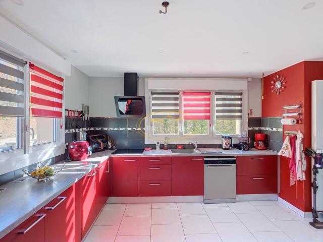 Maison 6 pièces 165 m²
