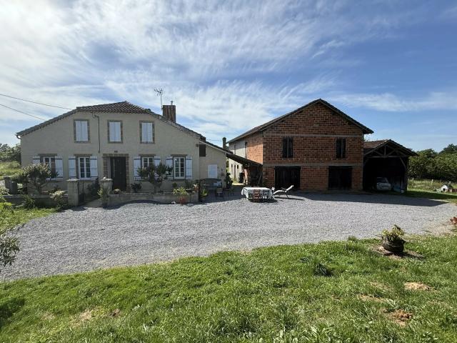 Maison 6 pièces 165 m²
