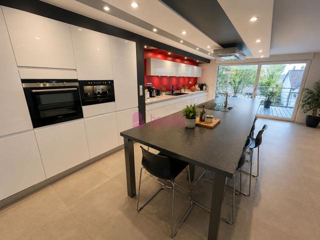 Maison 6 pièces 165 m²