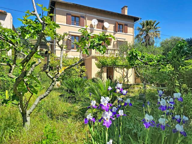 Maison 6 pièces 165 m²