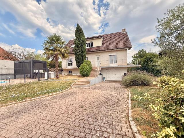 Maison 6 pièces 165 m²