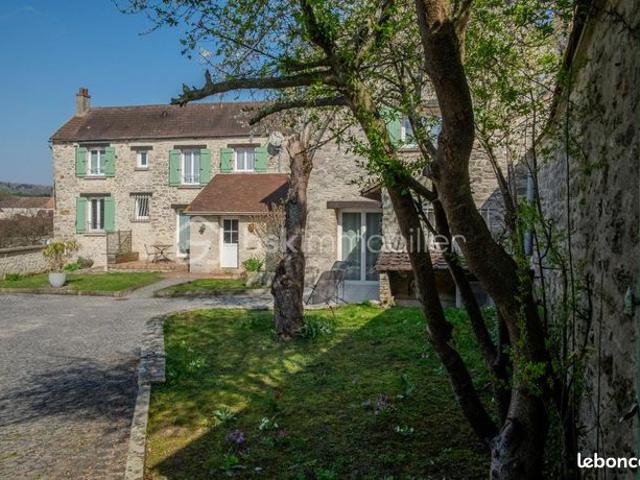 Maison 6 pièces 165 m²