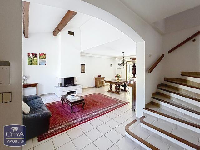 Maison 6 pièces 165 m²