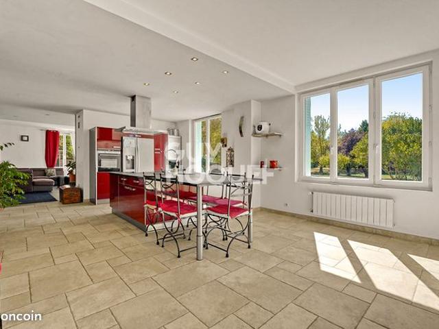 Maison 6 pièces 165 m²