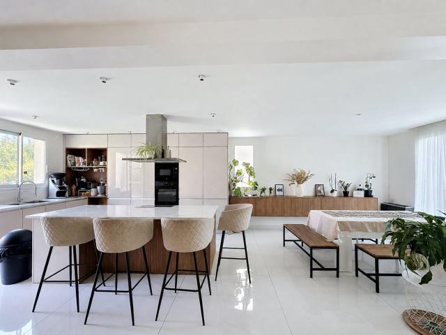 Maison 6 pièces 165 m²