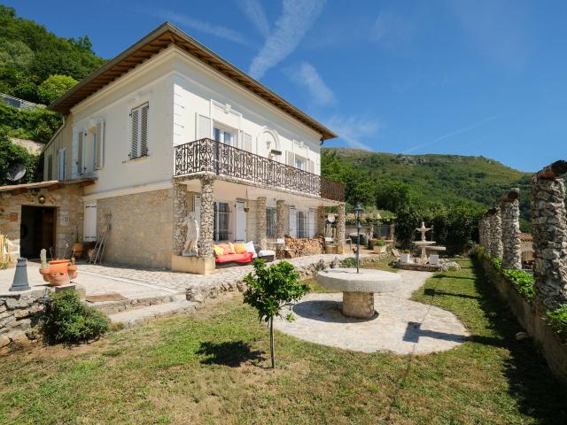 Maison 6 pièces 165 m²