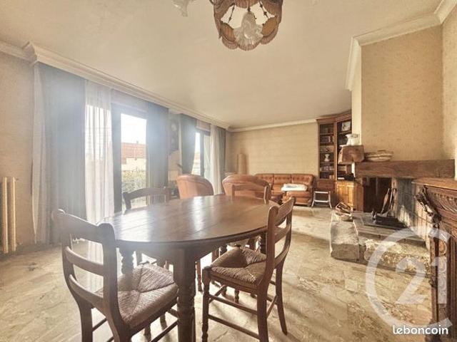 Maison 6 pièces 165 m²