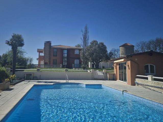 Maison 6 pièces 166 m²