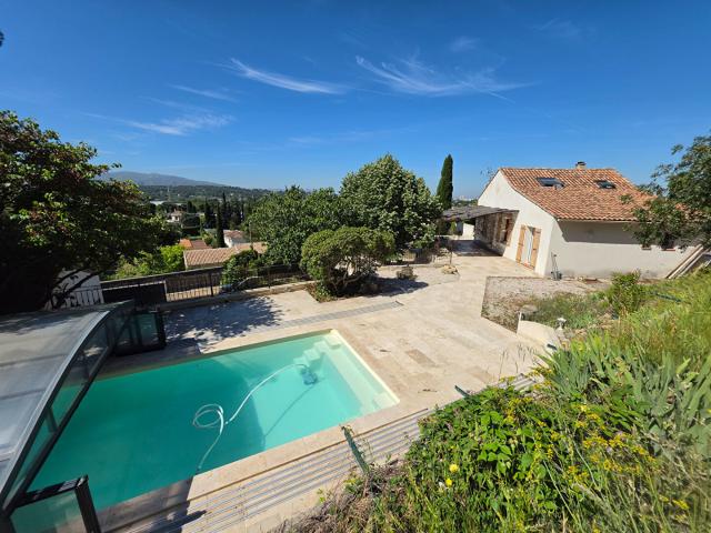 Maison 6 pièces 166 m²