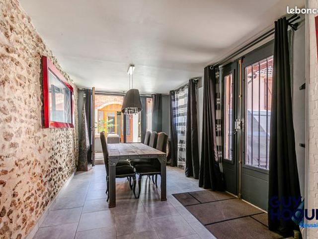 Maison 6 pièces 166 m²