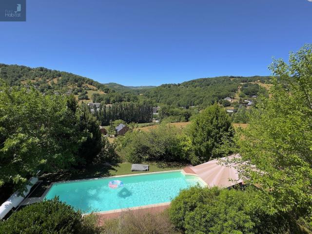 Maison 6 pièces 166 m²