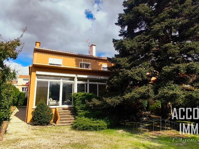 Maison 6 pièces 166 m²