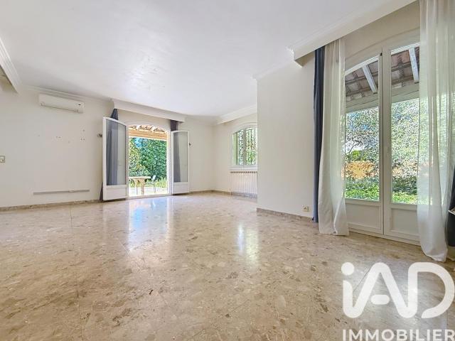 Maison 6 pièces 166 m²