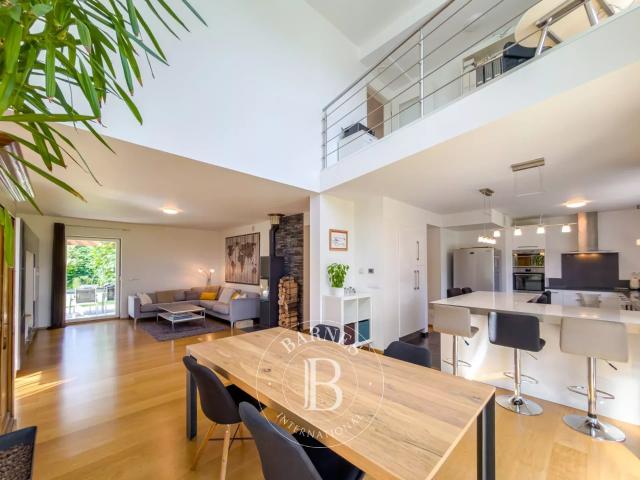 Maison 6 pièces 166 m²