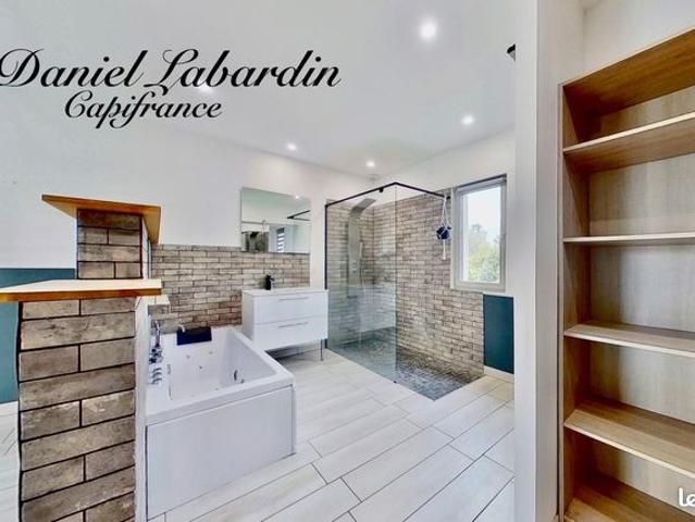 Maison 6 pièces 166 m²