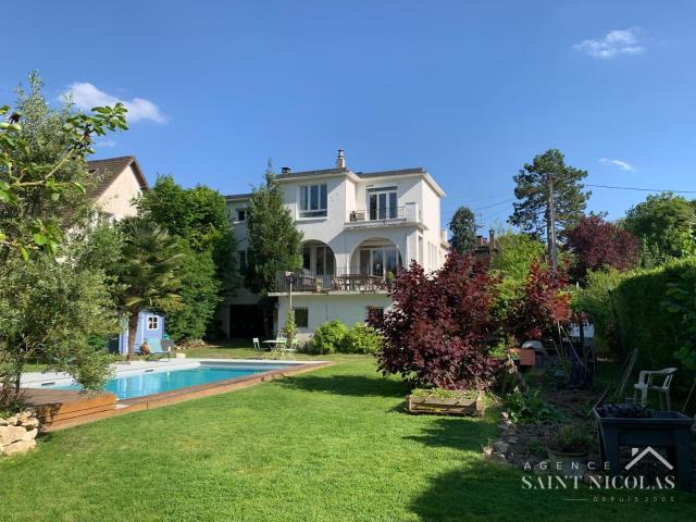 Maison 6 pièces 167 m²