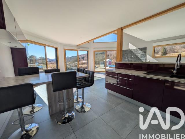 Maison 6 pièces 167 m²