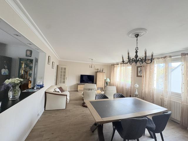 Maison 6 pièces 167 m²