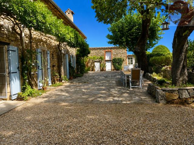 Maison 6 pièces 167 m²