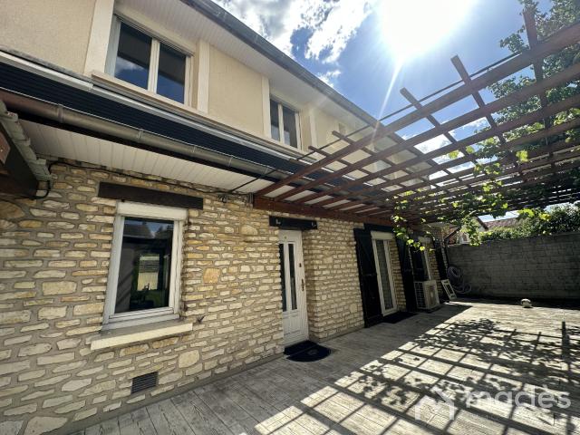 Maison 6 pièces 167 m²