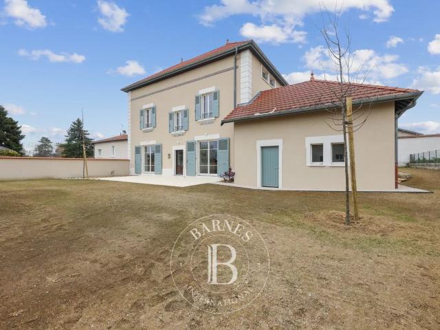 Maison 6 pièces, 167 m² à louer à Chaponnay 69970
