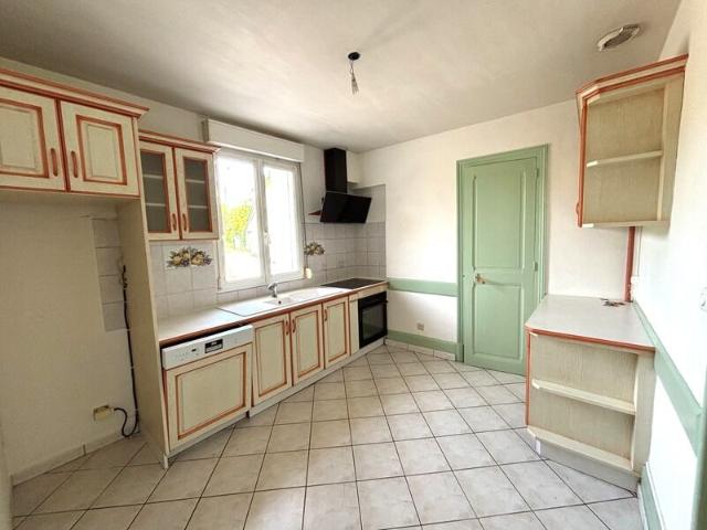 Maison 6 pièces, 167 m² à louer à Romans sur Isère 26100