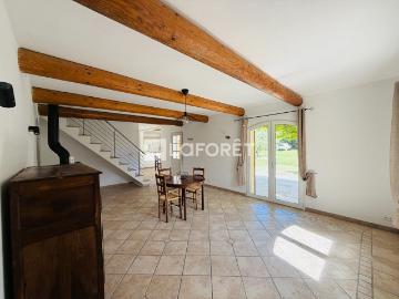 Maison 6 pièces, 167 m² à louer à Velleron 84740
