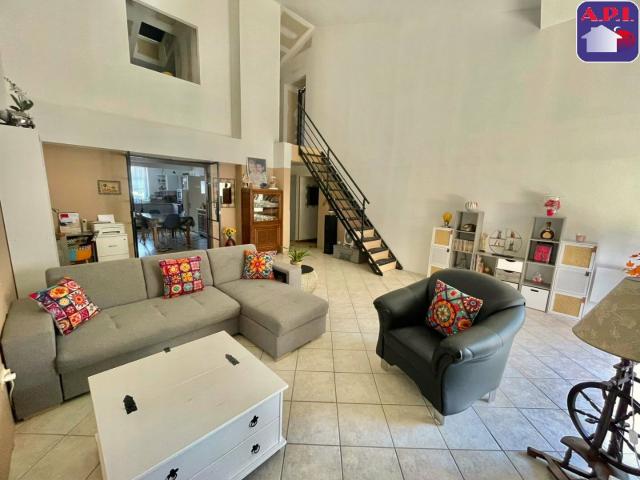 Maison 6 pièces 168 m²