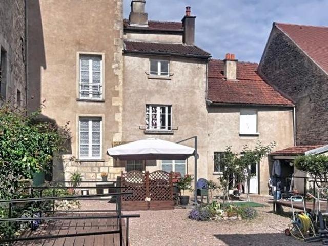 Maison 6 pièces 168 m²