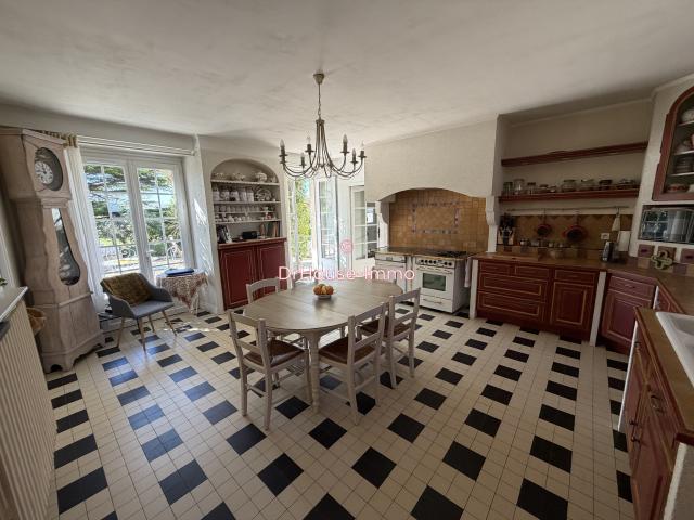 Maison 6 pièces 168 m²