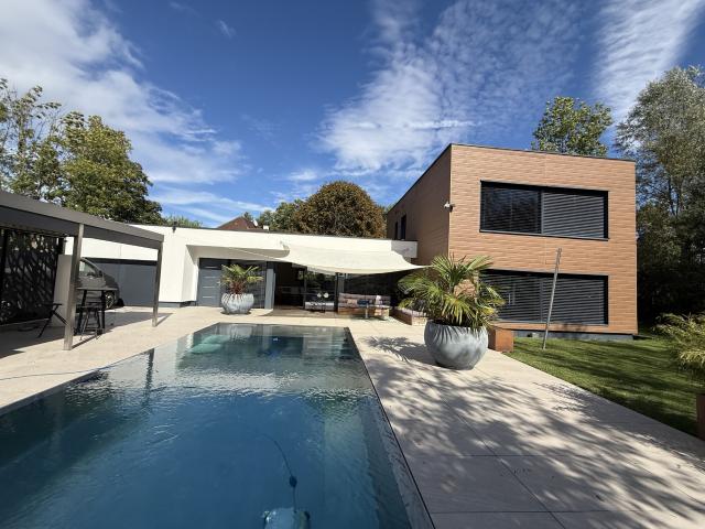 Maison 6 pièces 168 m²