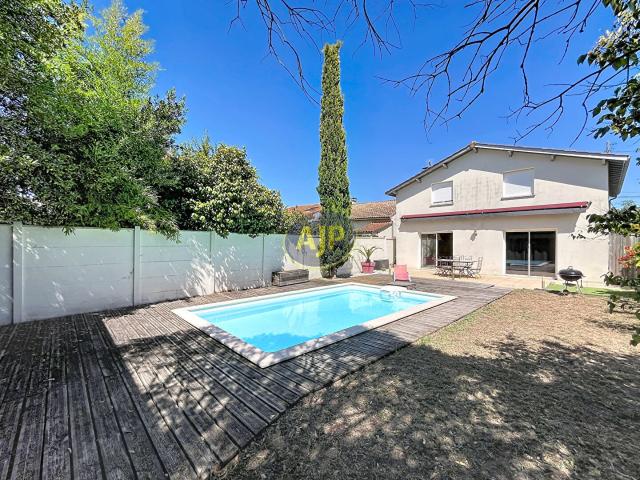 Maison 6 pièces 171 m²