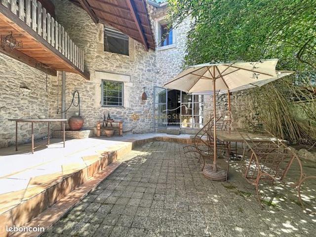 Maison 6 pièces 168 m²